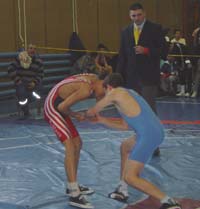 Micii luptători au început competițiile oficiale