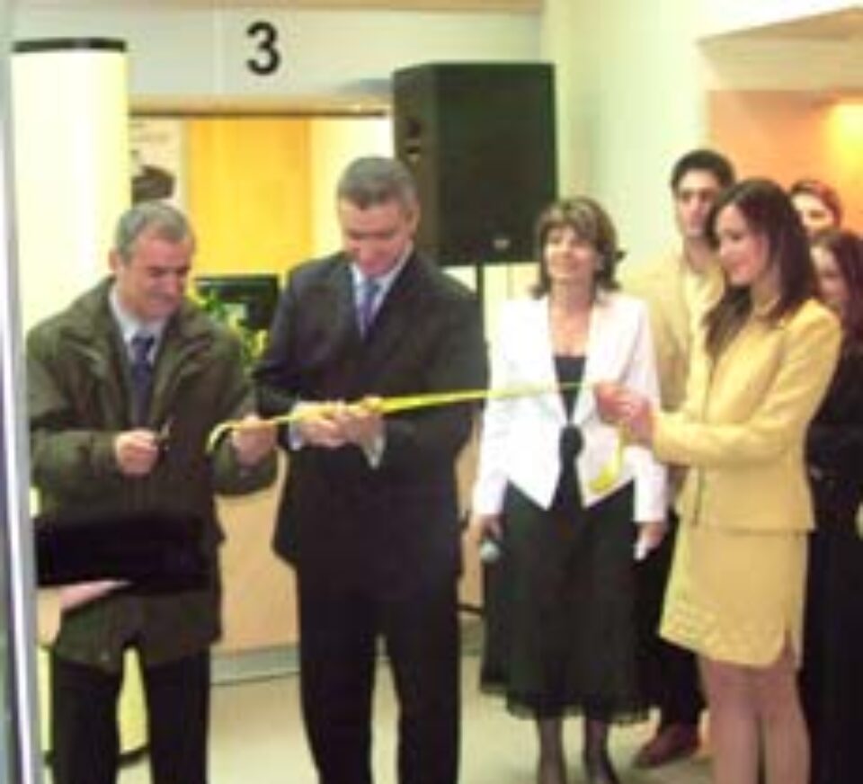 Banca Transilvania a inaugurat agenția din Câmpulung Moldovenesc Banca Transilvania a inaugurat agenția din Câmpulung Moldovenesc