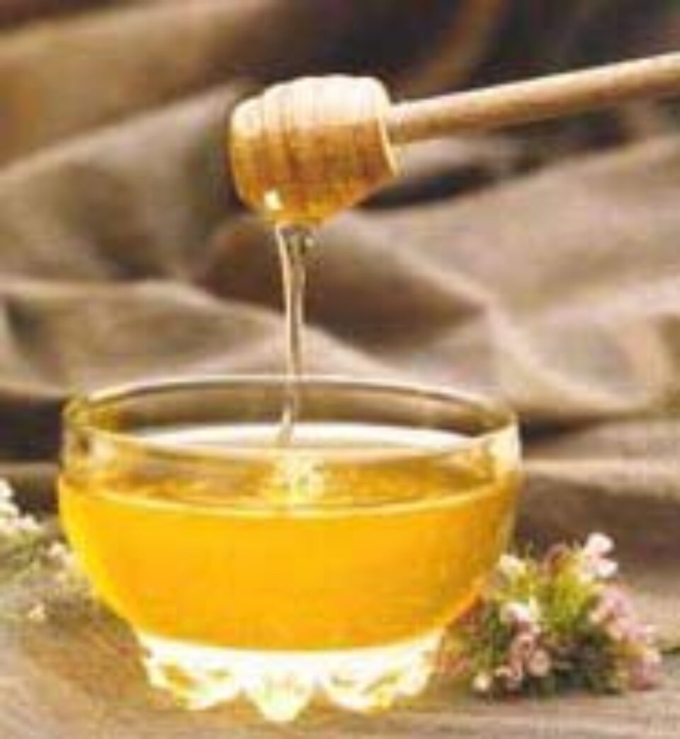 Albinele lucrează pentru sănătatea noastră