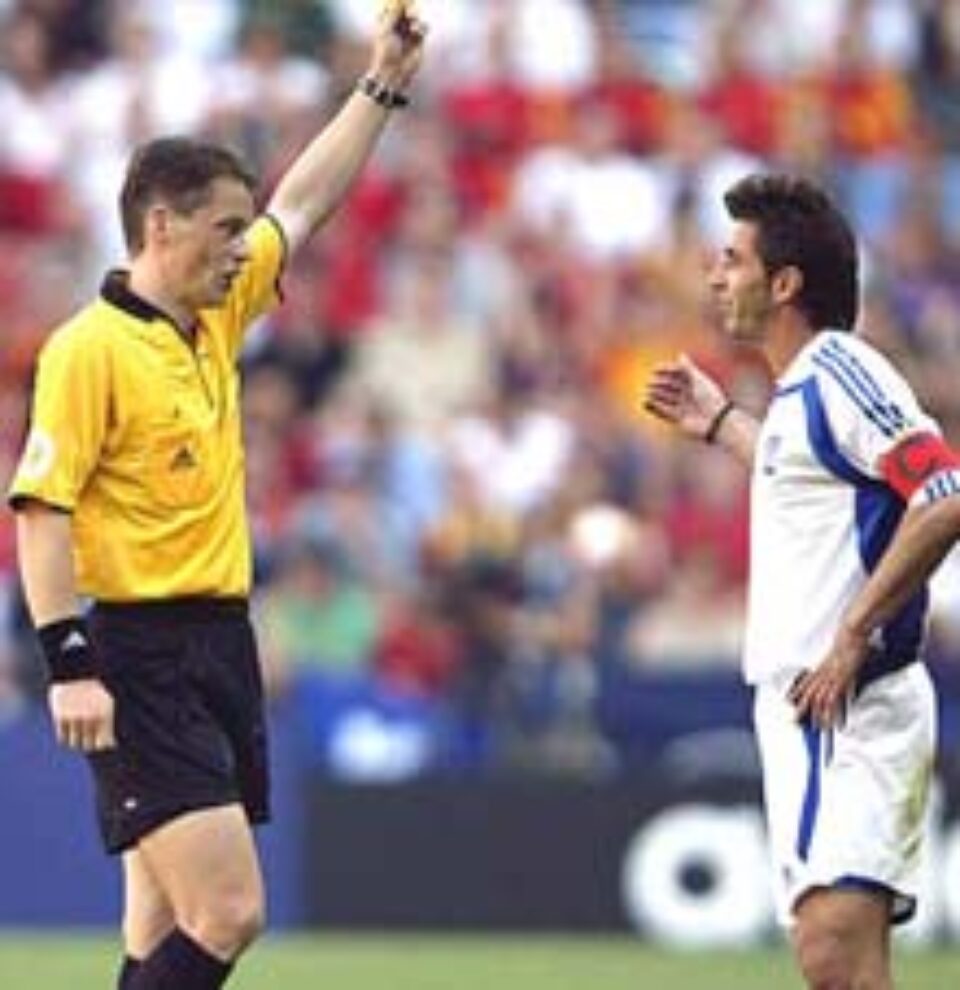 Coșmarul Lubos Michel arbitrează Steaua în semifinale