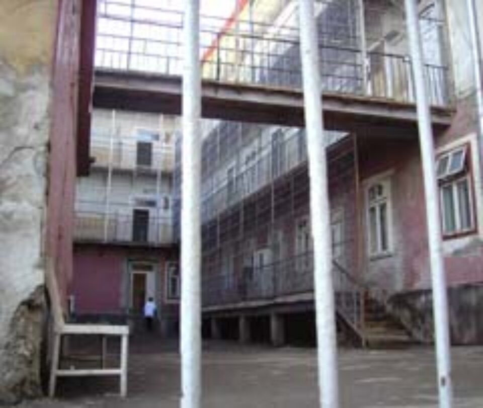 „Sindromul Italia-Spania” și băutura „zdruncină” mințile sucevenilor „Sindromul Italia-Spania” și băutura „zdruncină” mințile sucevenilor