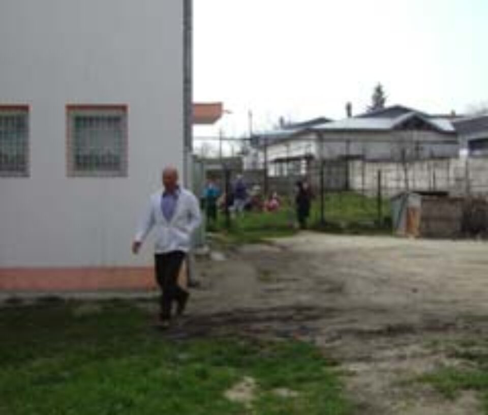 Bolnavii psihic nu au un loc pentru plimbare şi activităţi educaţionale