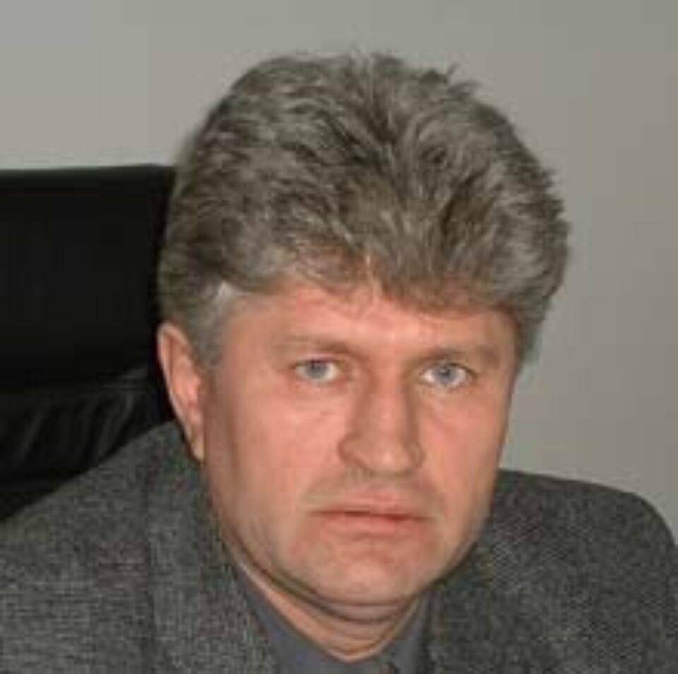 Dumitru Buta este cercetat pentru complicitate la evaziune fiscală în dosarul care-i mai priveşte pe Neculai Bujor şi pe Tamara Chiribucă Dumitru Buta este cercetat pentru complicitate la evaziune fiscală în dosarul care-i mai priveşte pe Neculai Bujor şi pe Tamara Chiribucă