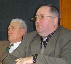 Poză din „famiglia” AJF: Aurel Daicu, alături de cumnatul său Anton Buruiană