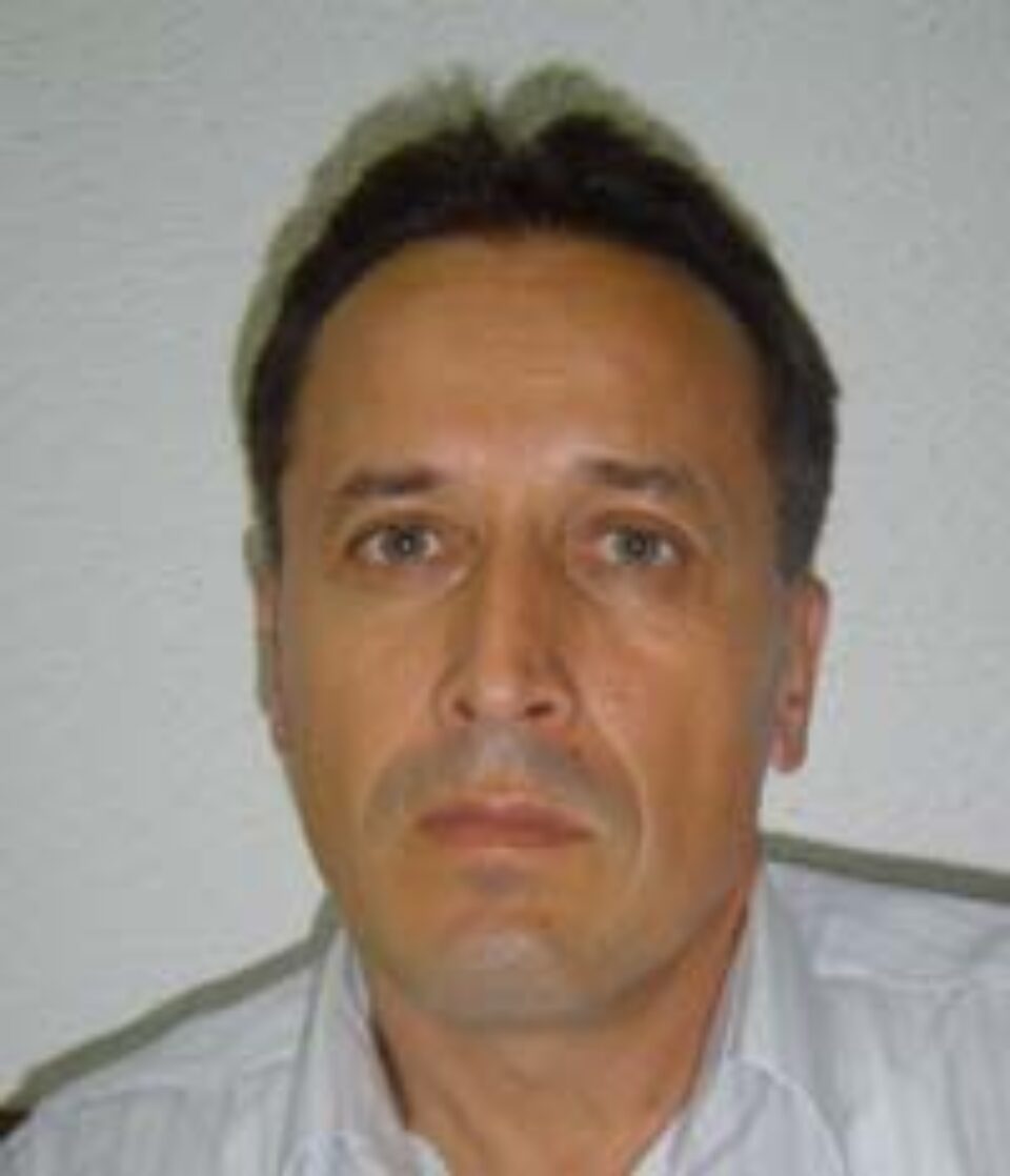 Trei meciuri într-o săptămână Trei meciuri într-o săptămână