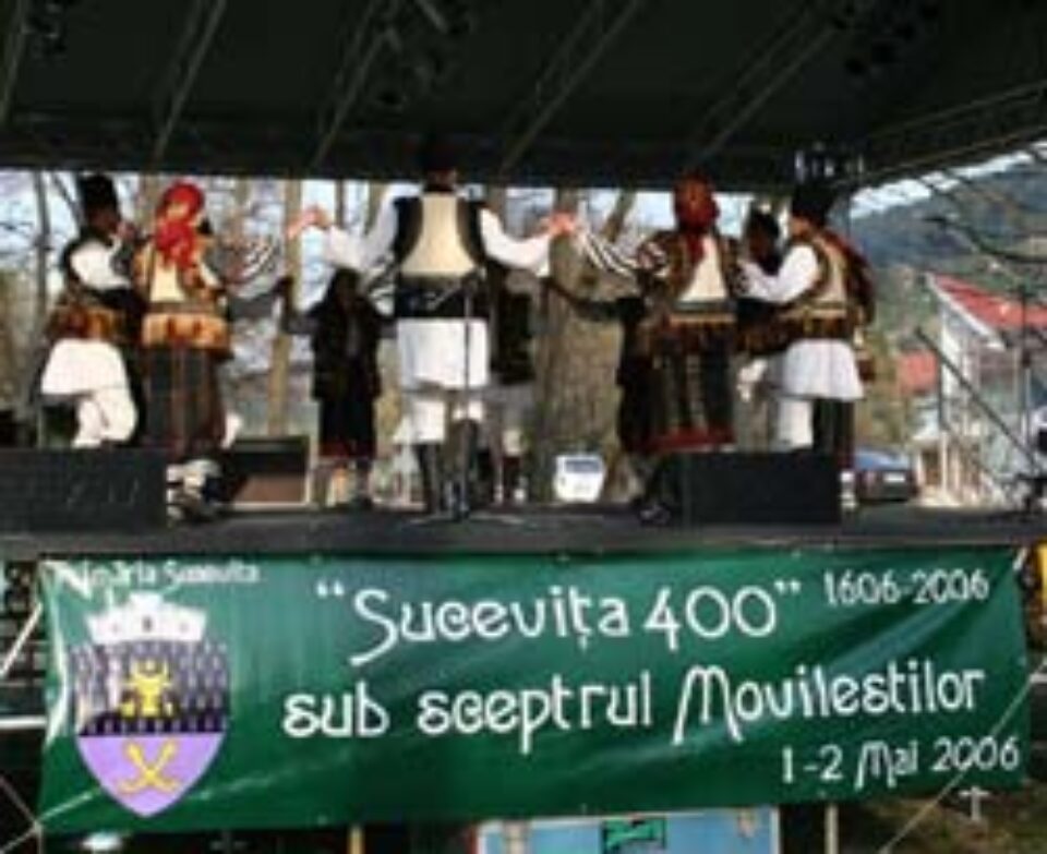 „Sucevița 400 sub sceptrul Movileștilor”, o sărbătoare la care au participat sute de persoane „Sucevița 400 sub sceptrul Movileștilor”, o sărbătoare la care au participat sute de persoane