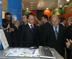 Băsescu: România va recupera decalajul în domeniul IT față de țările UE în 5-10 ani