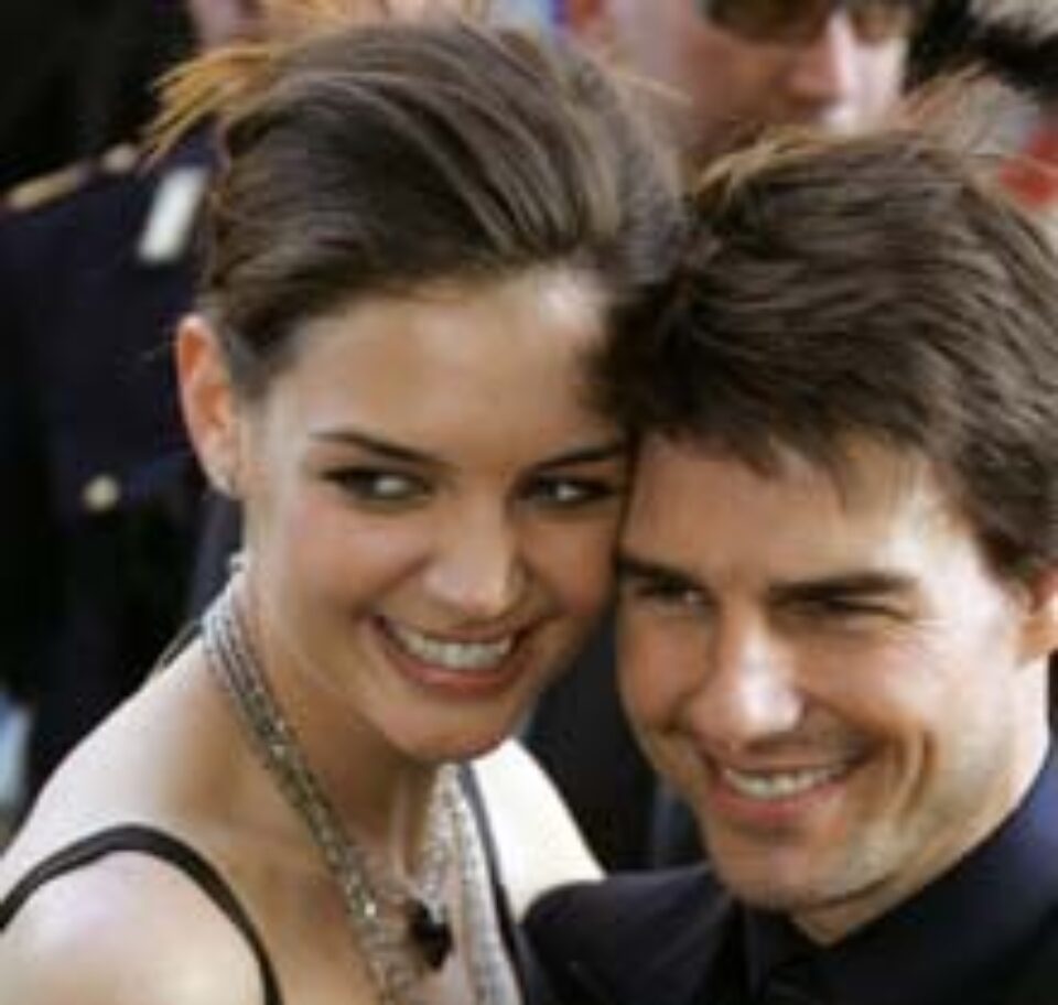 Tom Cruise și Katie Holmes au semnat un contract prenupțial