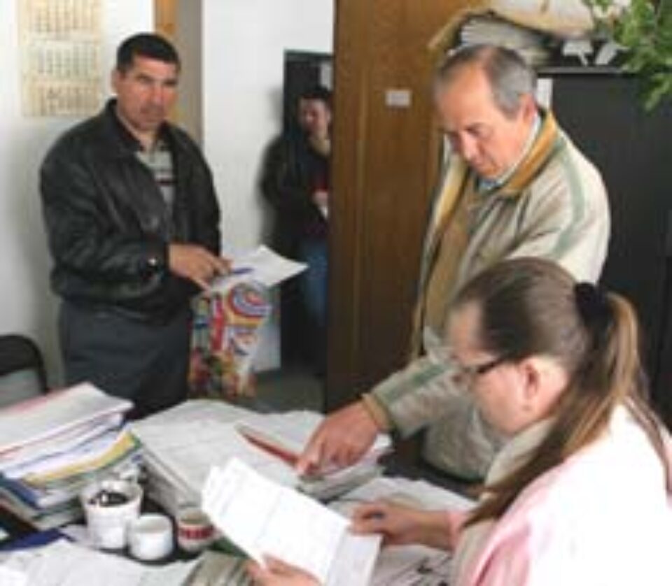 Precizări ale ANAF privind persoanele care trebuie să depună declarații de venit Precizări ale ANAF privind persoanele care trebuie să depună declarații de venit