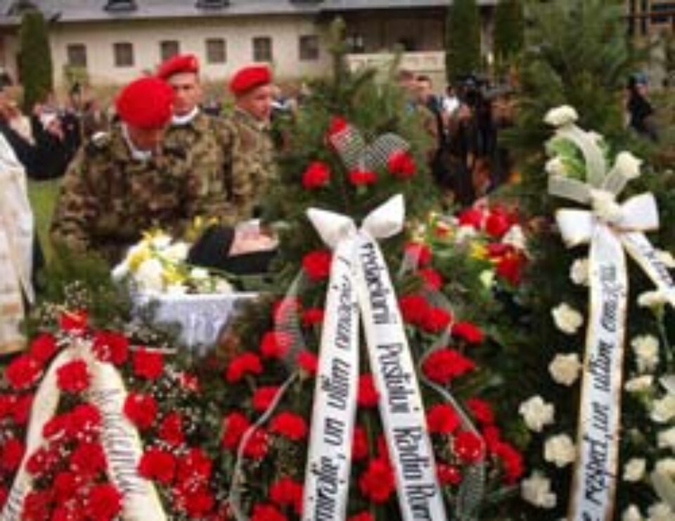 Lumină printre nori la Putna, la drumul de pe urmă al monahiei Benedicta