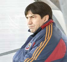 Pițurcă a chemat la arme 37 de fotbaliști