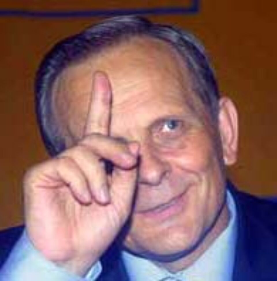 Reacții dure la dorința lui Stolojan de a reveni în viața politică Reacții dure la dorința lui Stolojan de a reveni în viața politică