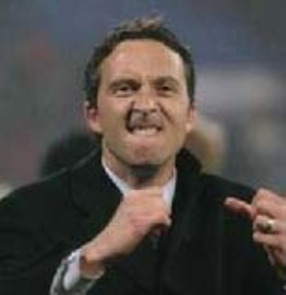 Lui Mihai Stoica i s-ar putea interzice accesul pe stadioane