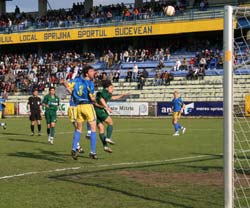 Victorie mare în fața unei candidate la promovare Victorie mare în fața unei candidate la promovare