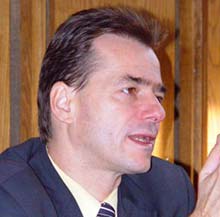 Orban: Îl voi invita pe Stolojan la PNL București să-și explice declarațiile