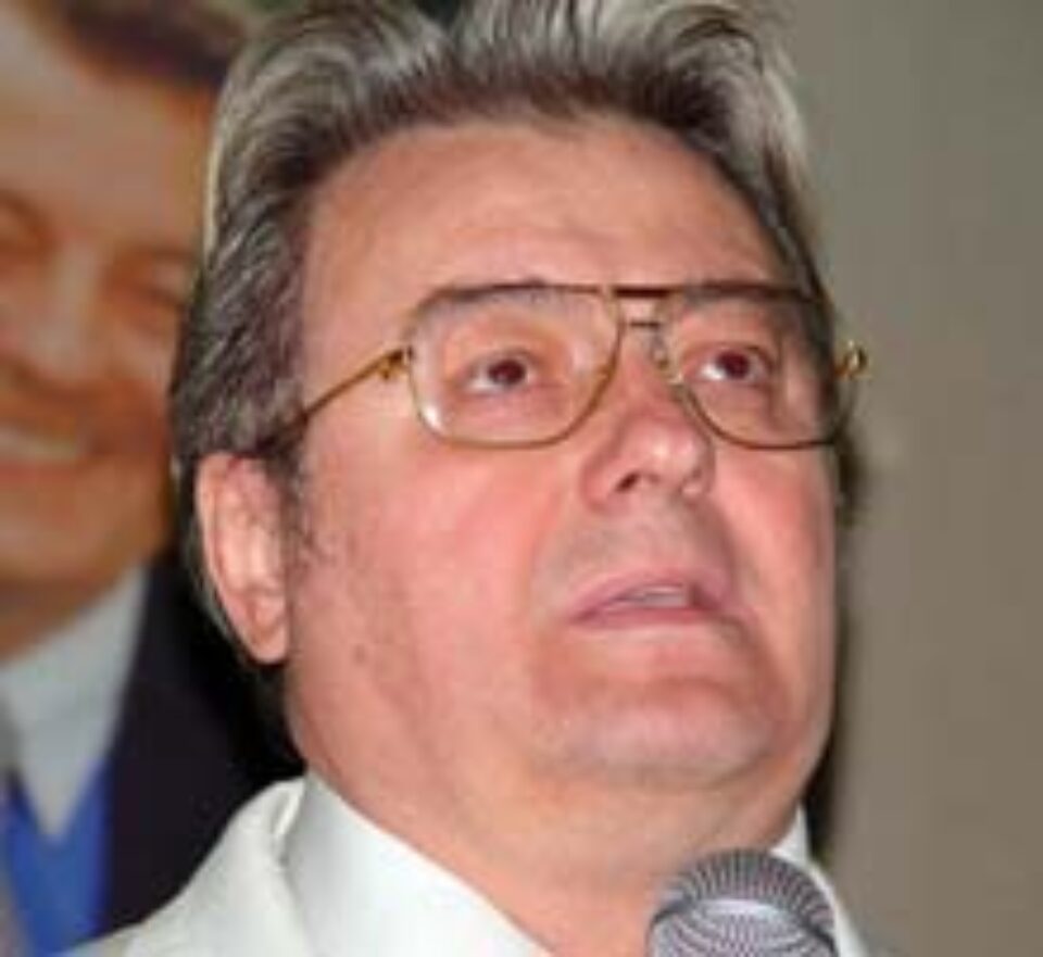 CV Tudor: Geoană ar avea de pierdut dacă renunță la protocolul cu PRM CV Tudor: Geoană ar avea de pierdut dacă renunță la protocolul cu PRM