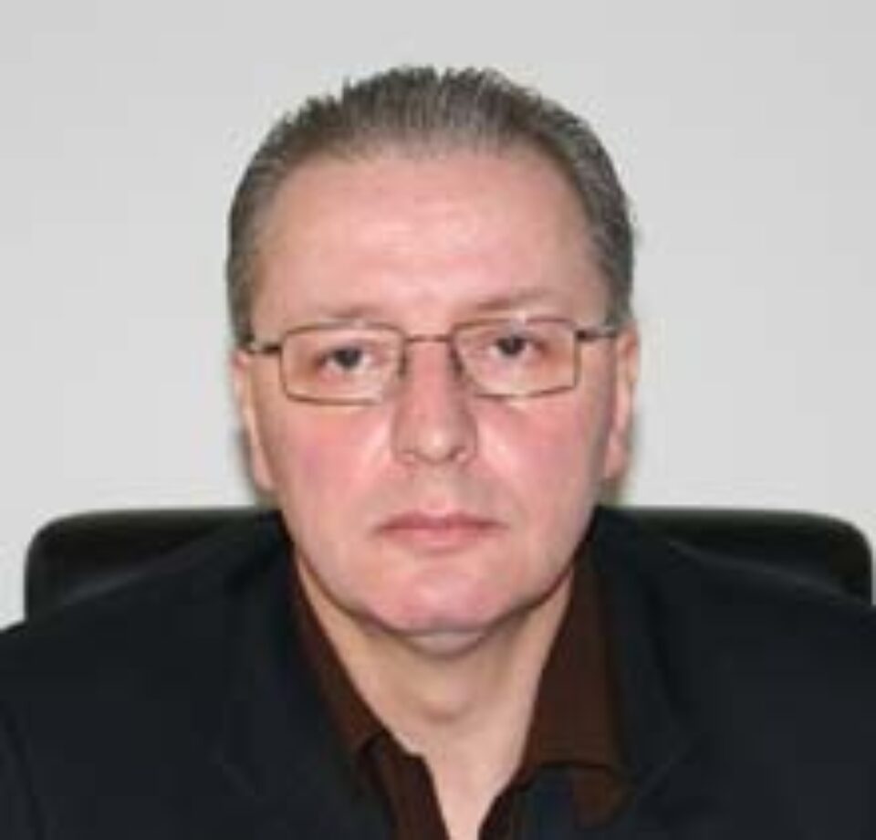 „Cred că ar fi bine ca Alianța să-și continue drumul” „Cred că ar fi bine ca Alianța să-și continue drumul”