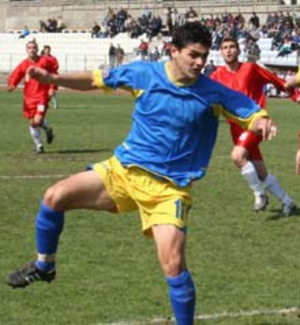 Dinu s-a aflat din nou printre marcatorii Cetatii Dinu s-a aflat din nou printre marcatorii Cetatii