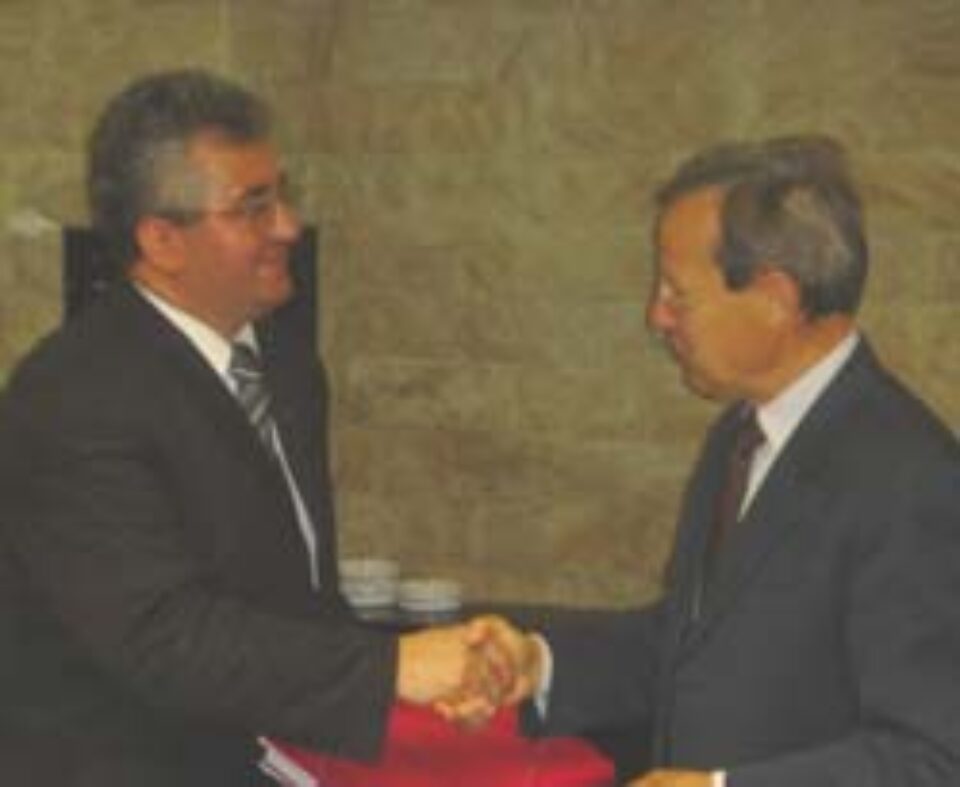 Vizită de „rămas-bun” a Ambasadorului Germaniei pe la Primăria Suceava Vizită de „rămas-bun” a Ambasadorului Germaniei pe la Primăria Suceava