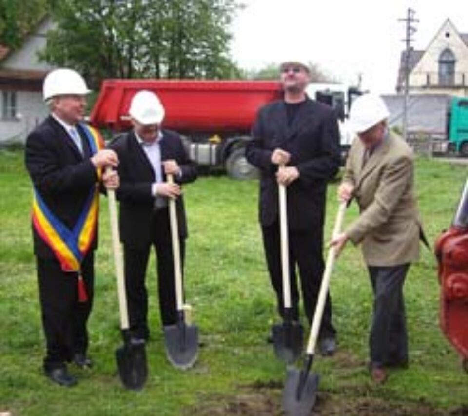 Schweighofer Austria va investi 4,5 milioane de euro în construcția unui hotel în Rădăuți Schweighofer Austria va investi 4,5 milioane de euro în construcția unui hotel în Rădăuți