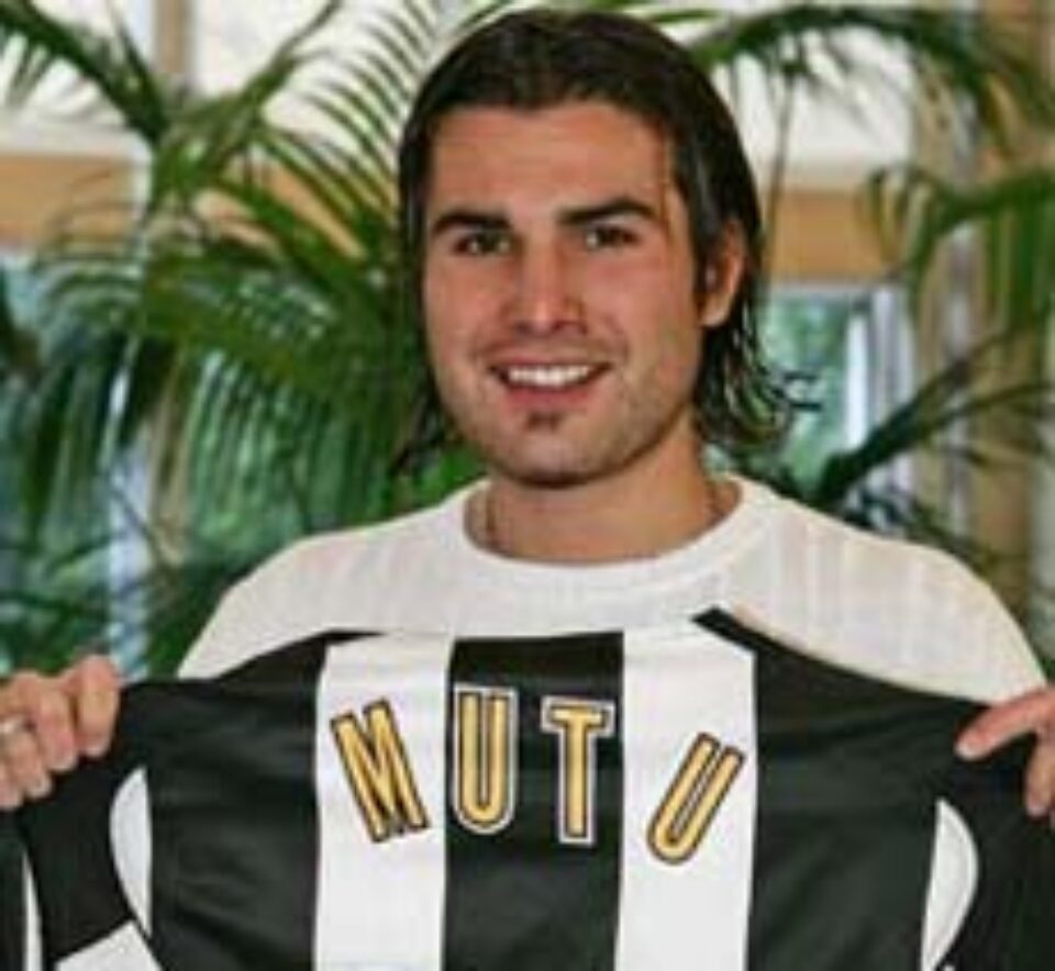 Falsuri în transferul lui Mutu la Juventus