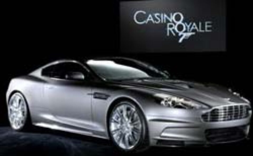 Aston Martin DBS - noua mașină de serviciu a lui James Bond Aston Martin DBS - noua mașină de serviciu a lui James Bond