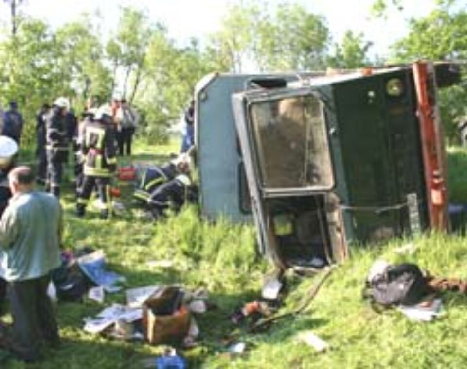 Muncitorii care au scăpat cu viață din „camionul morții”, audiați de procurori Muncitorii care au scăpat cu viață din „camionul morții”, audiați de procurori