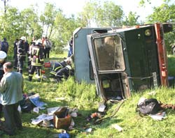 Muncitorii care au scăpat cu viață din „camionul morții”, audiați de procurori