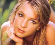 Britney Spears se simte singură