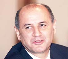 Copos afirmă că nu ține "neapărat" la funcția de vicepremier