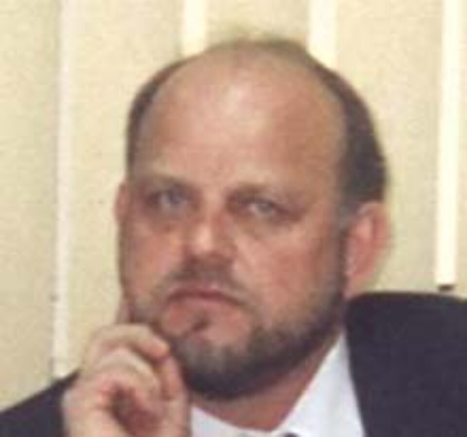 Deputatul Aurel Olărean, președinte al organizației PD Rădăuți Deputatul Aurel Olărean, președinte al organizației PD Rădăuți