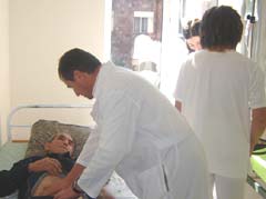 Zeci de medici suceveni, scoși la pensie forțat