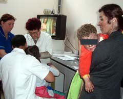 Amendă de până la 1 miliard de lei pentru firma care a vândut televizorul care a băgat în spital doi minori