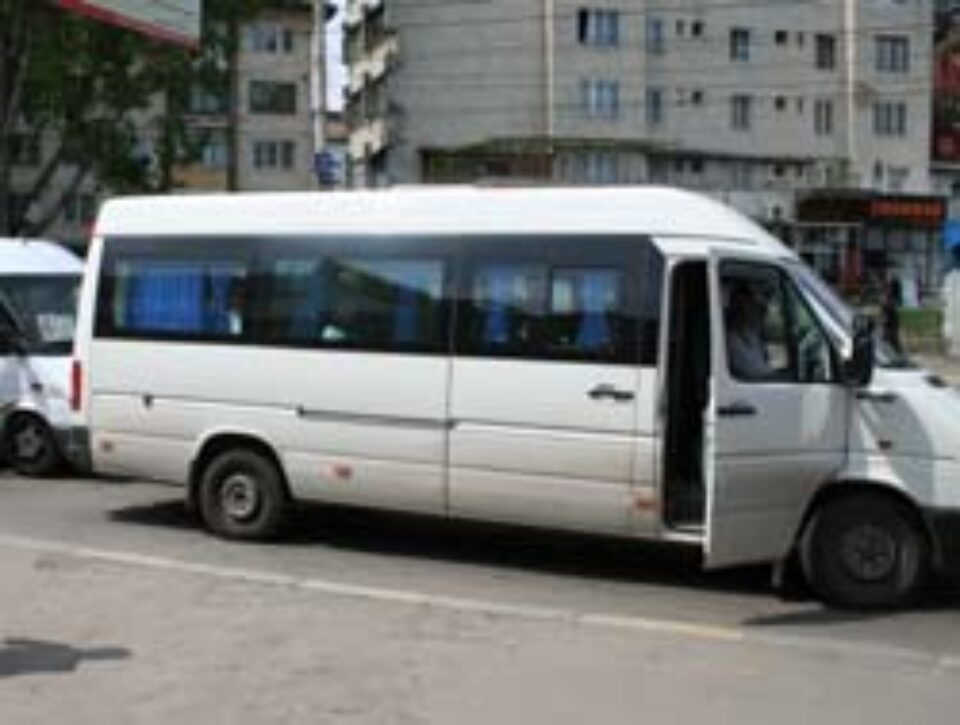 Traseele de maxi-taxi, “regândite” pentru a răspunde necesităților sucevenilor Traseele de maxi-taxi, “regândite” pentru a răspunde necesităților sucevenilor