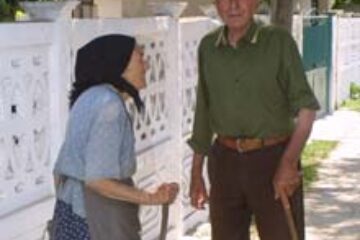 Bătrânii ezită să-și vândă terenurile agricole