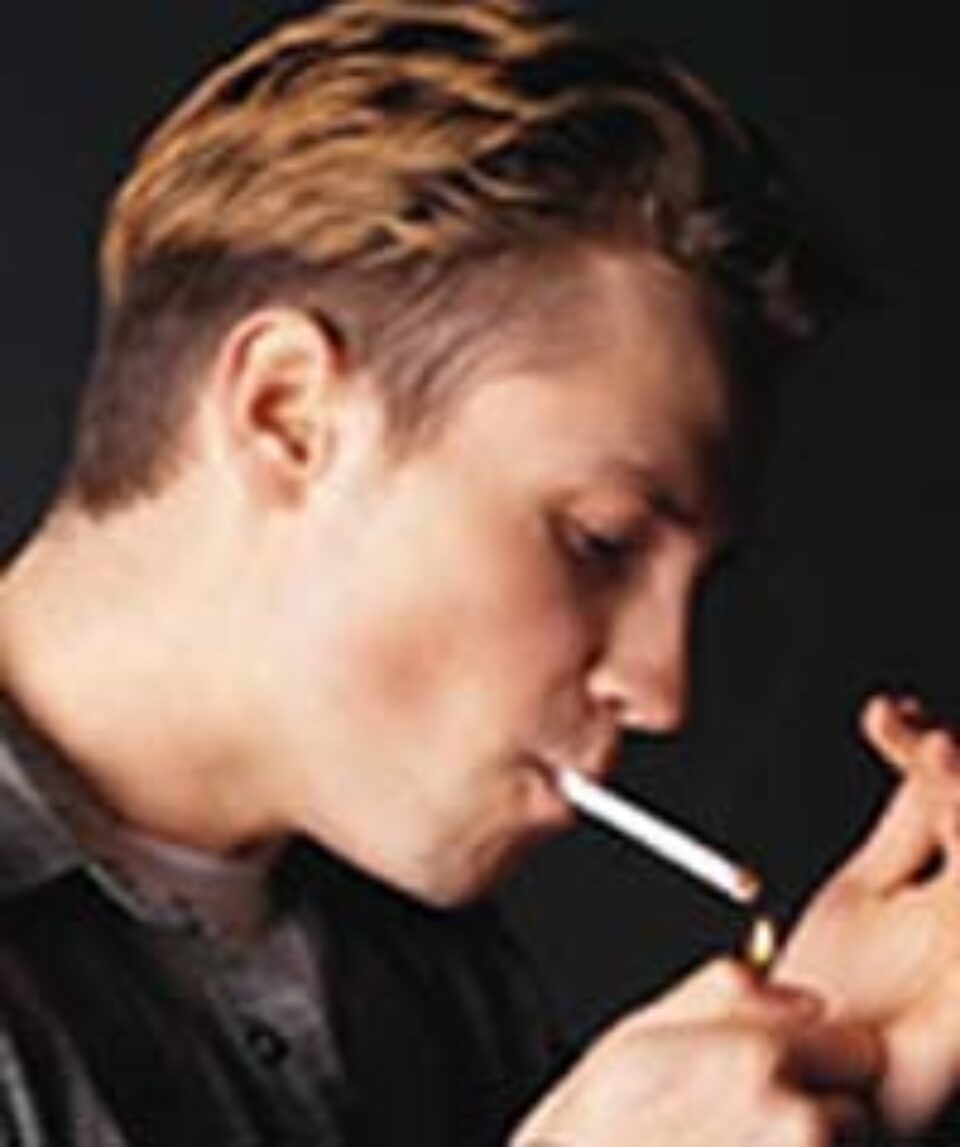 Fumătorii cu riduri sunt mai predispuși cancerului la plămâni decât ceilalți Fumătorii cu riduri sunt mai predispuși cancerului la plămâni decât ceilalți