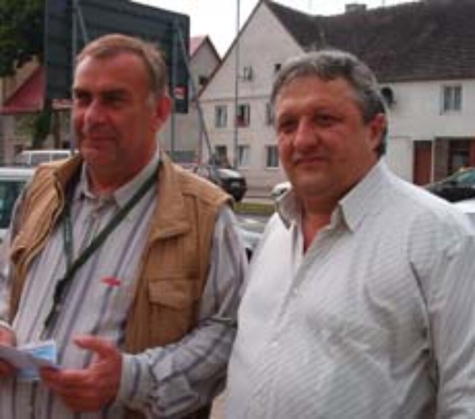 Zbigniew Kowalski şi primarul comunei Calafindeşti, Loghin Saviuc