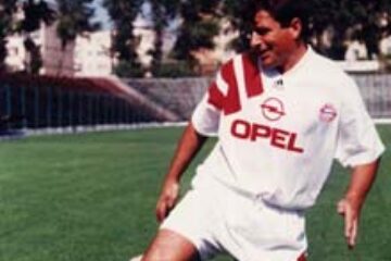 Fostele glorii ale fotbalului sucevean se reapucă de fotbal