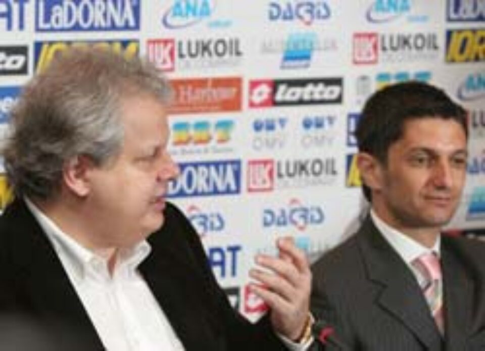 Răzvan Lucescu rămâne la Rapid