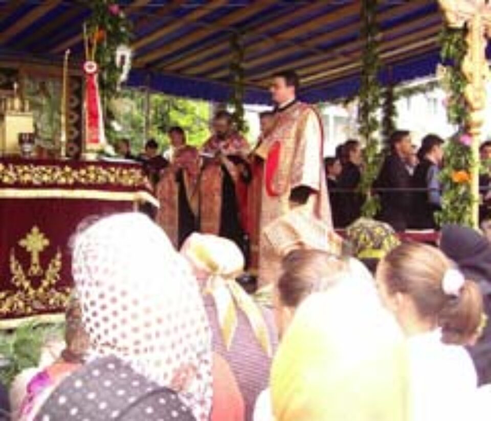 Slujbă de priveghere la racla cu moaștele Sf. Ioan cel Nou