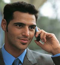 Utilizatorii de telefoane mobile, "ținte" pentru fulgere