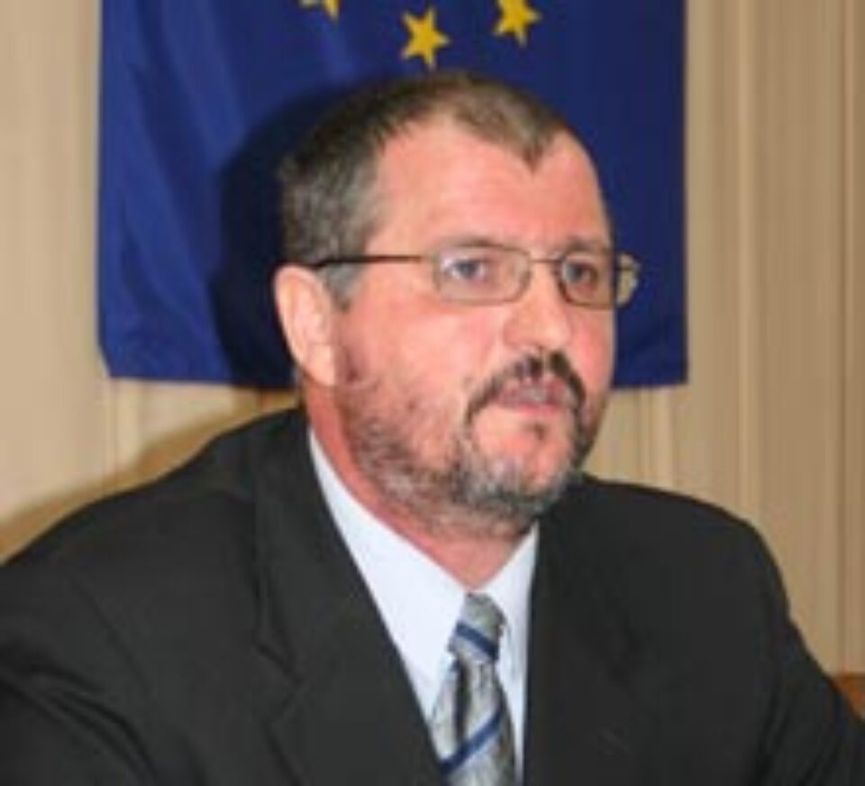 Onofrei: „Foarte multe firme care câștigă licitații se transformă în comisionari” Onofrei: „Foarte multe firme care câștigă licitații se transformă în comisionari”