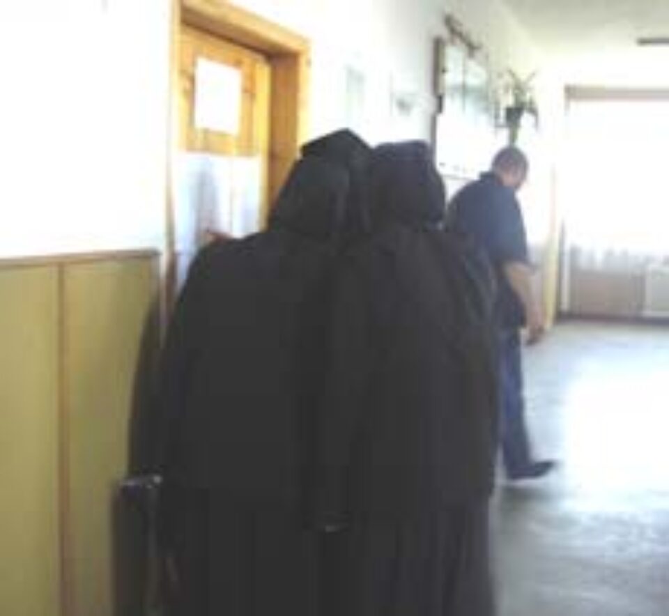 Măicuțele au trecut cu brio de prima probă a bacalaureatului Măicuțele au trecut cu brio de prima probă a bacalaureatului