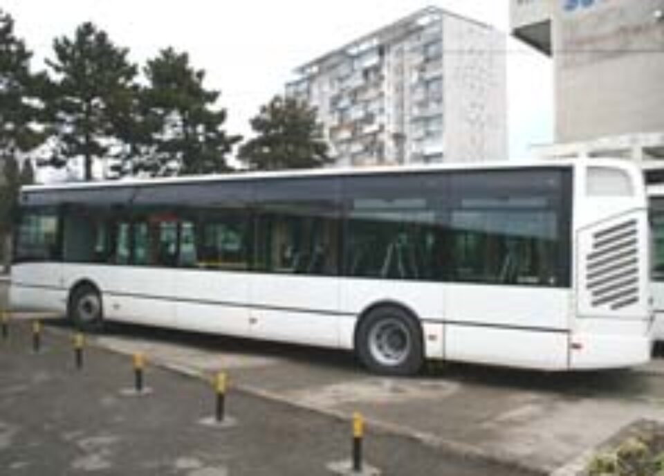 Încasări de 8 miliarde de lei la TPL, în prima lună de la reducerea numărului de maxi-taxi Încasări de 8 miliarde de lei la TPL, în prima lună de la reducerea numărului de maxi-taxi