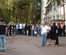 Dezbaterea condiției intelectualului în societate, o probă de „foc” pentru absolvenții de liceu