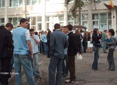 Peste 92% din absolvenții de liceu suceveni au trecut bacul