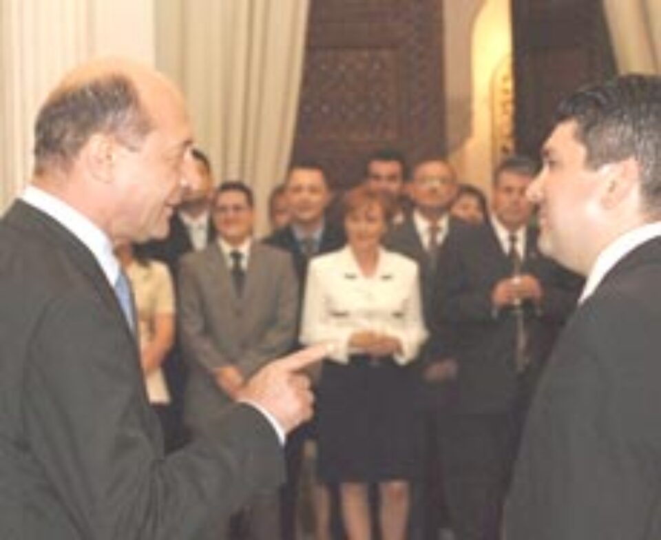 Guvernul, criticat din nou de Băsescu Guvernul, criticat din nou de Băsescu