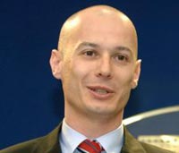 „Politică la o bere” la Club 60 cu președintele Camerei Deputaților