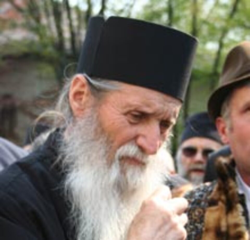 Pimen a refuzat banii de la Ministerul Culturii pentru refacerea picturii Mănăstirii Sf. Ioan Pimen a refuzat banii de la Ministerul Culturii pentru refacerea picturii Mănăstirii Sf. Ioan