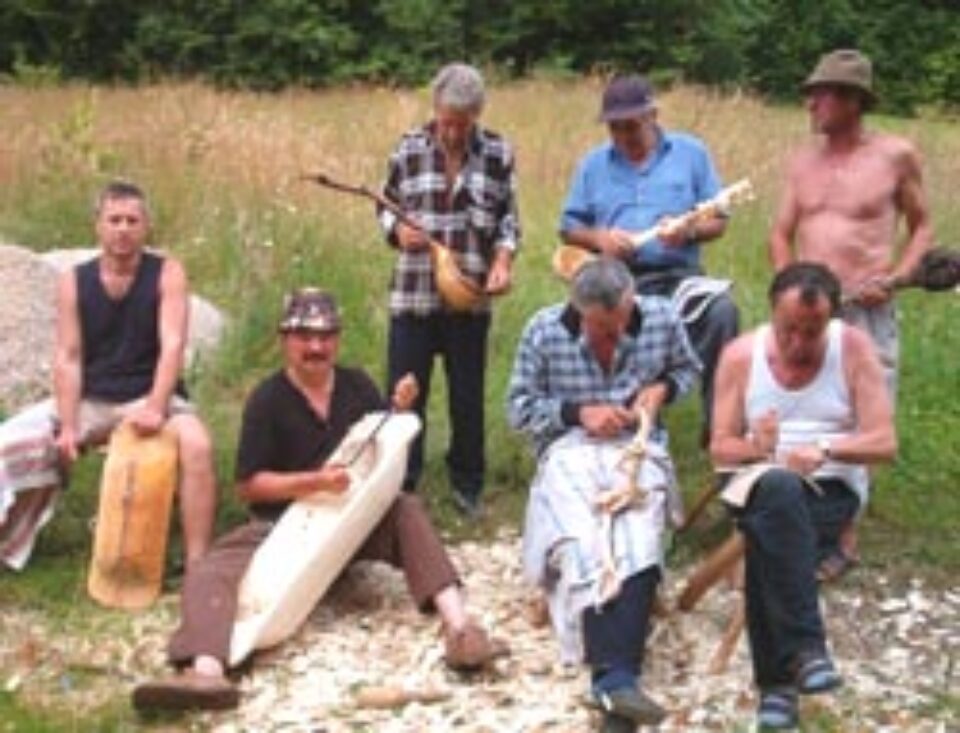 Tabăra de creație pentru meșterii populari de la Păltinoasa Tabăra de creație pentru meșterii populari de la Păltinoasa